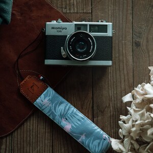 FLAMINGO small camera strap. image 3