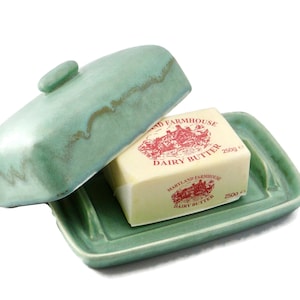 Handgemachte Butterdose Kornische Kupferglasur