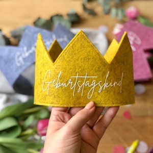 Corona di compleanno | Compleanno ragazzo | Giallo senape | Bellissimo accessorio per feste di compleanno per bambini realizzato in feltro di lana