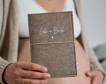 Love in the stomach | Maternity passport cover made of felt | Beautiful gift for expectant mothers