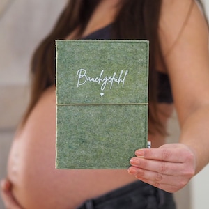 Maternity passport cover made of felt | gut feeling | Maternity passport envelope | Gift for expectant mothers