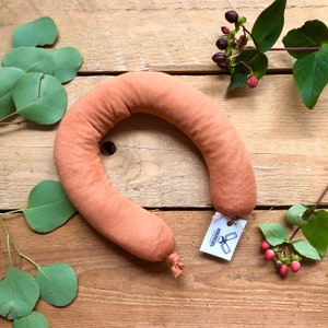 Hot squiggle - heat pad | soothing warmth for the butcher&#39;s neck