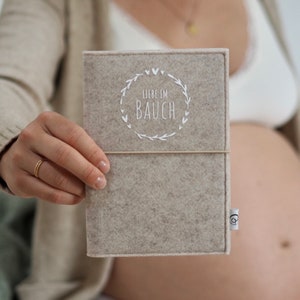 Maternity record cover Love in the belly | Maternity record cover made of felt | Beautiful pregnancy gift