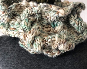 Soft, warm, merino wool cable cowl One of a kind, Chunky Circle Scarf, Chunky Knit Scarf, Loop Scarves, Mens Cowl Scarf, Womens Cowl Scarf