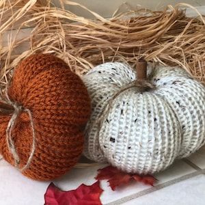 Knit Pumpkins - Fall Decor - Autumn Display - Thanksgiving Centerpiece - Rustic Home Decor yarn pumpkin