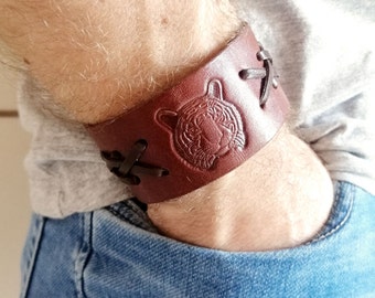 Tiger bracelet for men, brown leather wristband, tiger leather bangle, gift for him, tiger jewelry, tiger gift, christmas gift