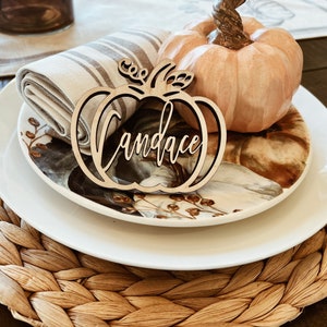 Herbst benutzerdefinierte Holz Tischkarte Namen-Herbst Namen Tags-Kürbis Tisch Dekor-Tischnamen-Thanksgiving Party Namen für Tisch-Thanksgiving Dinner Nam