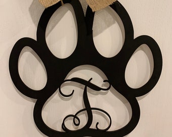 Personalized Paw Print Door Hanger-Family name-Personalized-Dog Lover-Birthday Gift-Door wreath monogram-door decor-wreath-Dog Mom