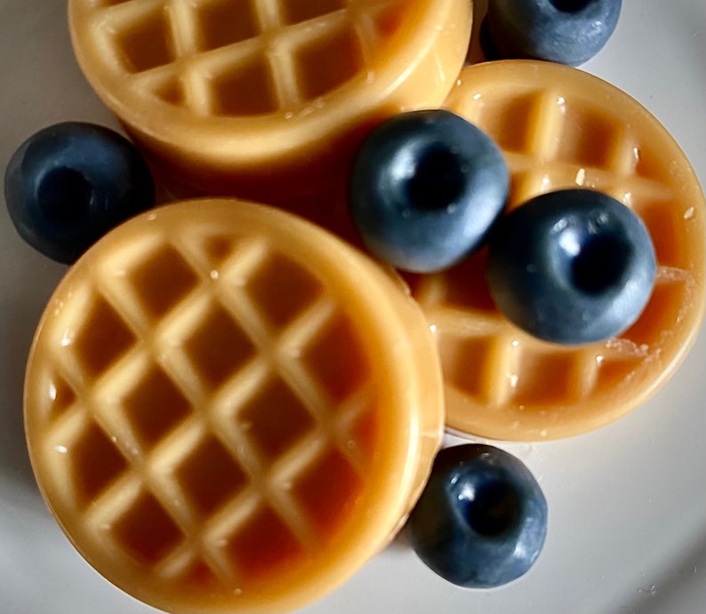 Blueberry and Waffle Wax Melts / Food Like Wax Melts image 7