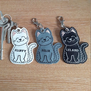 Personalized Embroidered Cat Keyring: Faux Leather Bag Charm