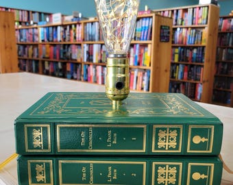 The Oz Chronicles 2 Book Lamp