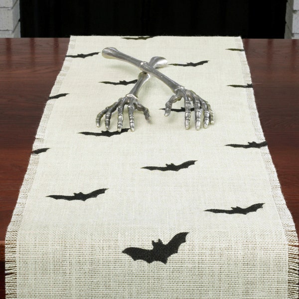 Halloween Burlap Table Runner, Halloween Black Bats Runner, Halloween Runner, Halloween Decor, Halloween Party