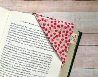 Strawberry Fabric Corner Bookmark, Page Saver
