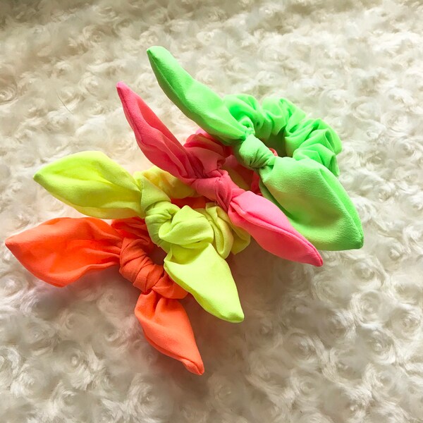 Neon scrunchies, Neon Yellow Scrunchies, Neon Pink Scunchies, Green Scrunchies, Scrunchies with Bow, scrunchies pack, Bunny Ear Scrunchy,