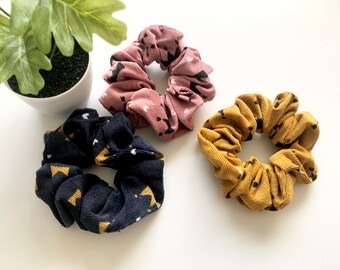 Women’s Scrunchies, Crown Scrunchies, Scrunchy, Corduroy Scrunchies Set, Pink Scrunchies pack, Gold and Navy Scrunchies