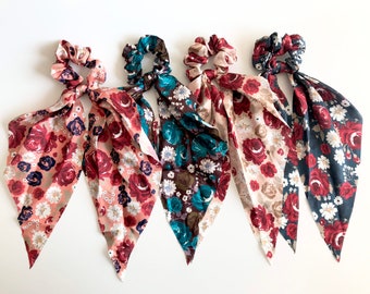 Foulard Scrunchies, Flower Scrunchies Pack de 4, Foulard avec nœud, Foulard en satin, Foulard Scrunchy