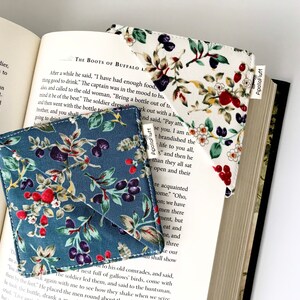 Fabric bookmark, Vintage Floral square bookmark,Retro Inspired bookmark, Corner Book Corner, Page Saver