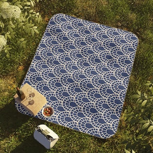 Patterned Picnic Blanket | Blue Picnic Blanket | Summer Blanket | Outdoor Blanket | Beach Blanket | Camping Blanket | Picnic Mat
