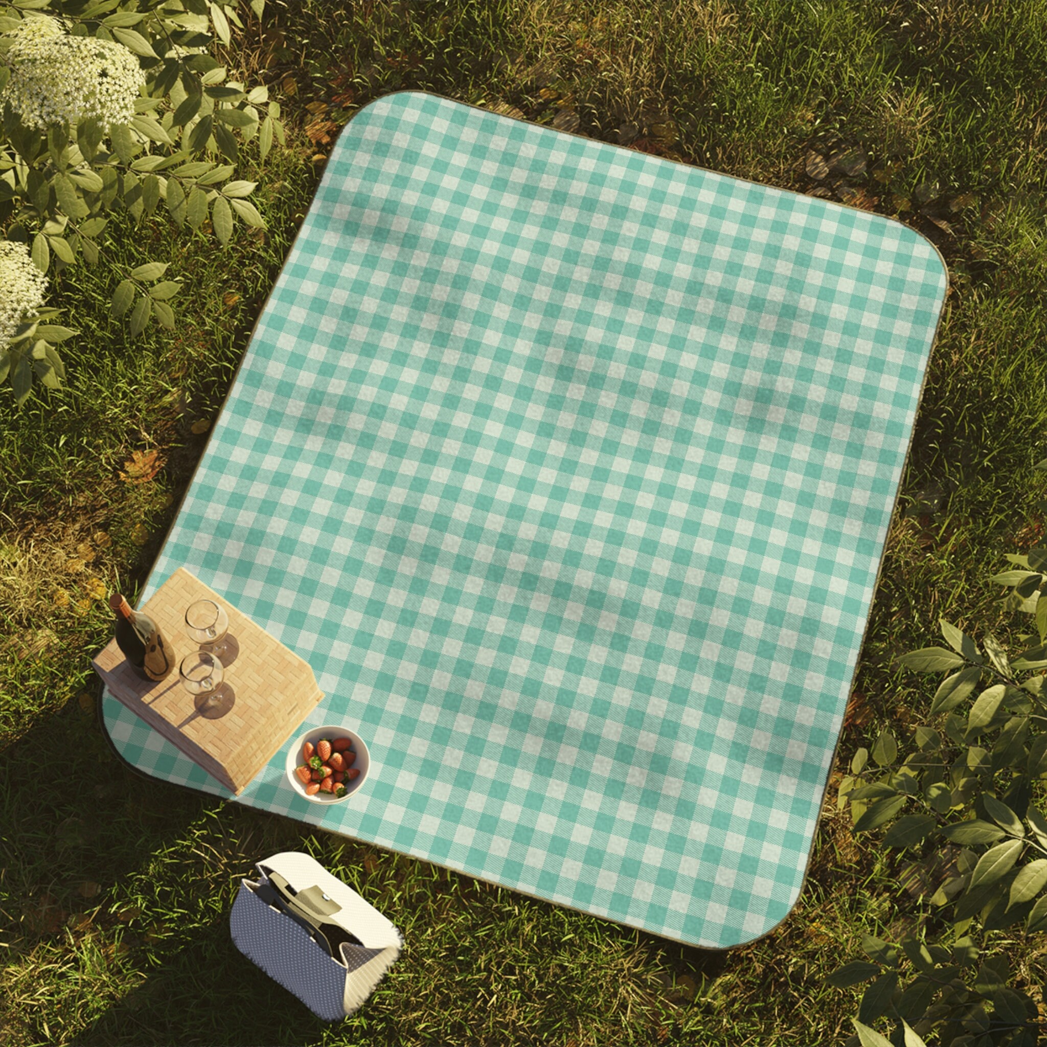 Blue plaid picnic blanket sale