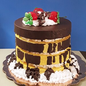 Strawberry Ganache cake / Faux Cake / Fake strawberrry cake decor