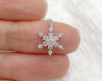 14K Diamond Snowflake Necklace / Diamond Necklace / Diamond Pendant / Snowflake Necklace / Snowflake Pendant / White Gold