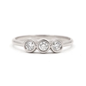 14K Diamond Bezel Band / Diamond Ring / Diamond Bezel Ring / Diamond Simple Ring / 3 Diamond Ring / White Gold / Diamond Wedding Band