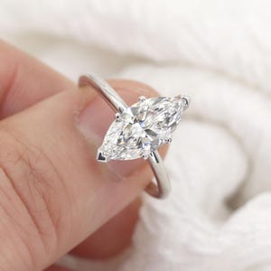 2.0ct Lab Grown Diamond Engagement Ring / Marquise Cut Lab Grown Diamond Ring / 14k Gold Solitaire Ring / Prong Set / Gift for Mom