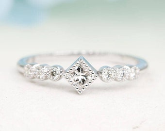 14K Simple Diamond Bridal Ring / Diamond Wedding Ring / Minimalist Diamond Engagement Ring / Yellow Gold / Promise Ring / Diamond Ring