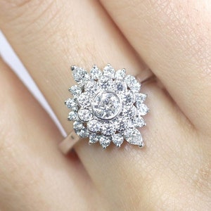 14K Diamond Flower Engagement Ring / Diamond Ring / Diamond Wedding Ring / Flower Ring / White Gold / Anniversary Ring
