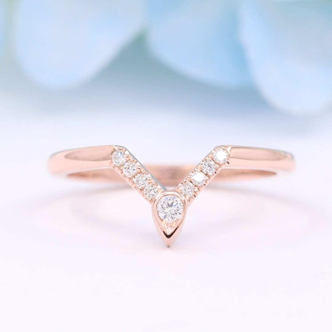 14K Diamond Chevron Wedding Band Diamond Band Diamond Ring Chevron Band Matchable Band Ring Diamond Wedding Band Yellow Gold Etsy Polska