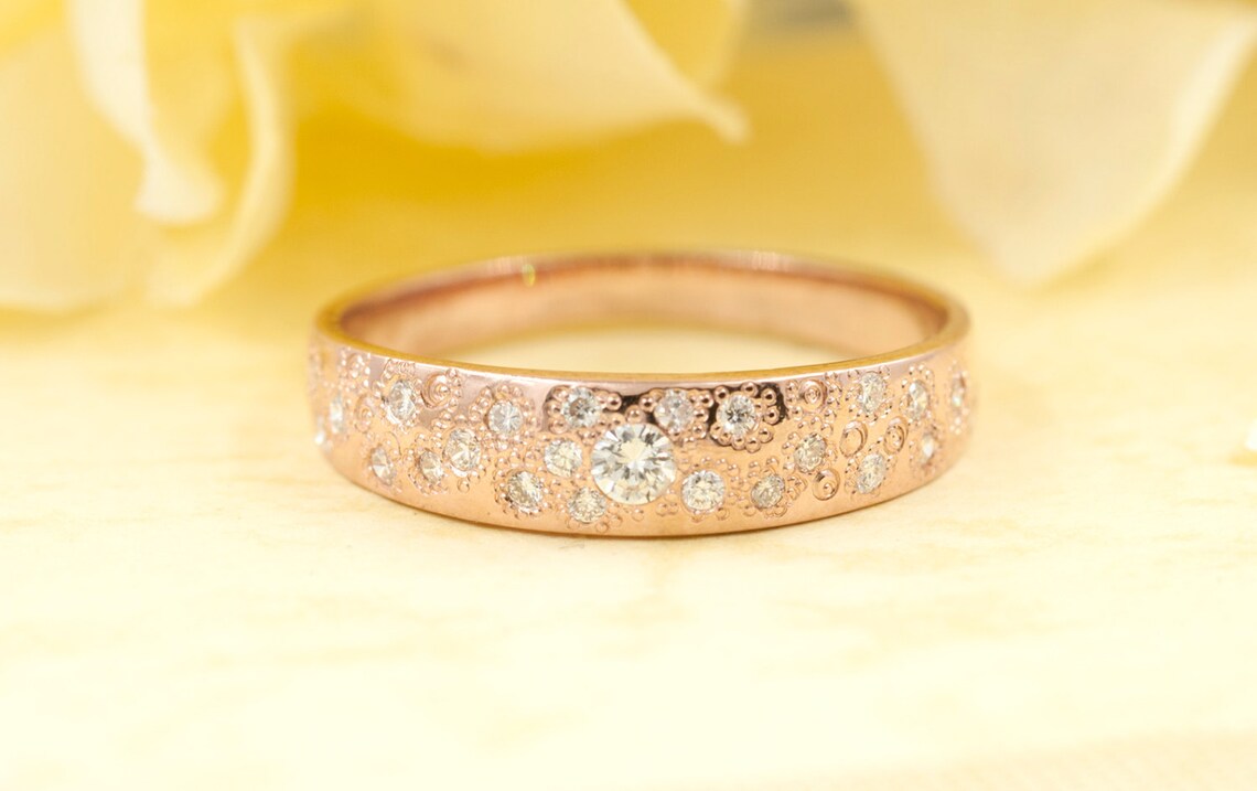 14K Vintage Diamond Wedding Band / Diamond Hammered Band / Etsy