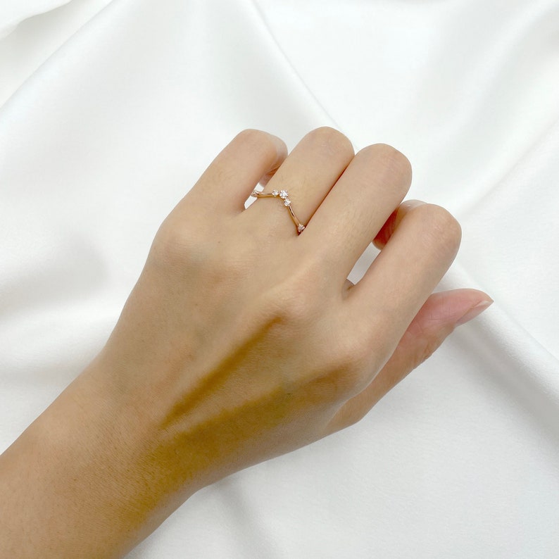 14K Diamond Chevron Wedding Band / Diamond Ring / Chevron Band / Diamond Matchable Band Ring / Stackable Ring / Wedding Band / Rose Gold image 2