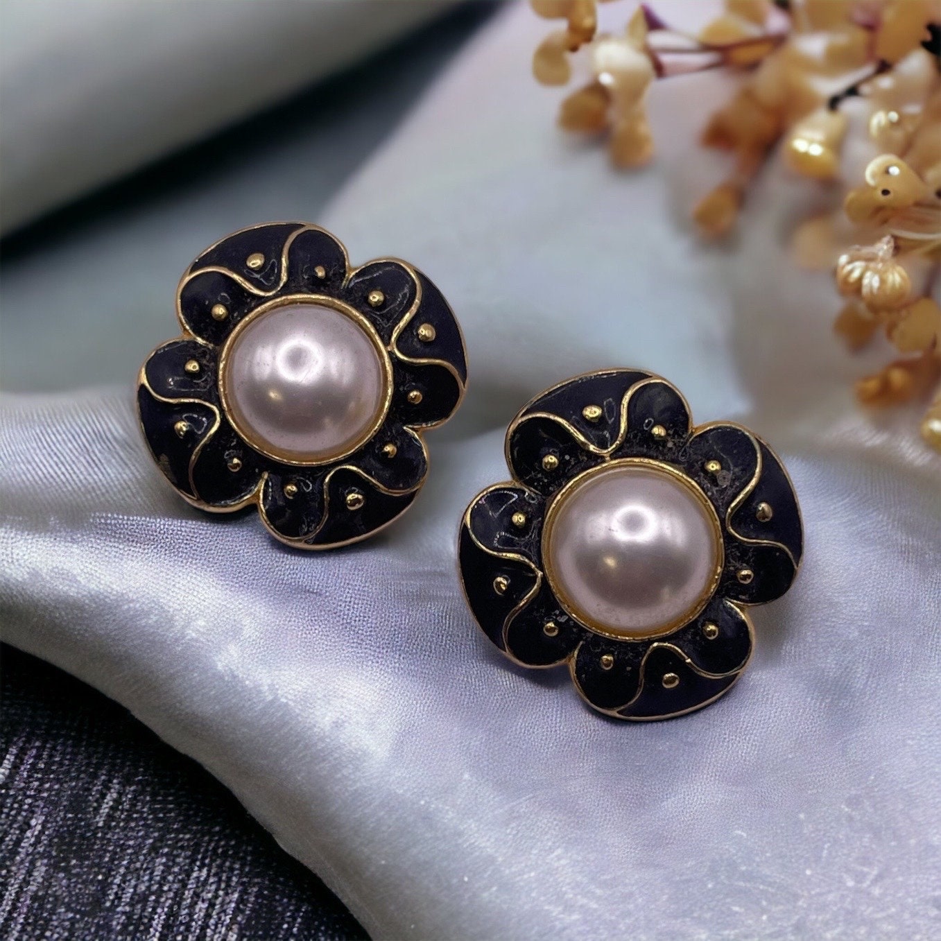 Boucles D'oreilles Clip Vintage Or émail Noir Cristaux - Modèle 3272, Occasion Bon état