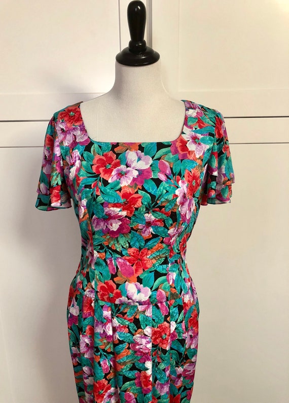 modest hawaiian dresses