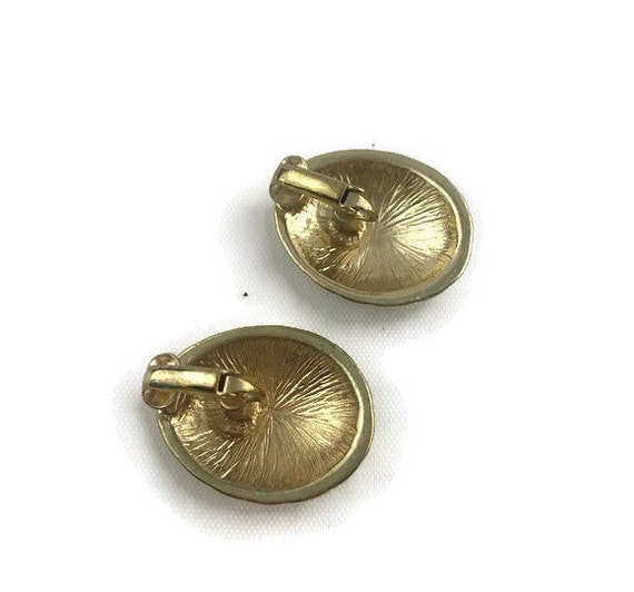 Vintage Gold Tone Animal Print Clip Earrings - image 3