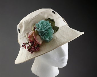 Vintage Women's Bucket Sun hat, Hippie Hat, Floral Hat, Canvas Hat, Summer Hat, Canvas Beach Hat, Boho Hat, Retro Hat,  Flower Hat