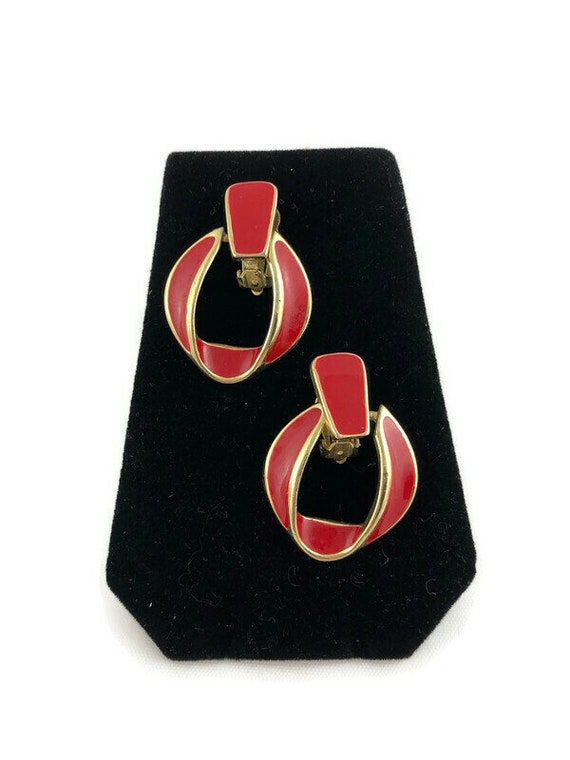 Vintage red hoop Gem