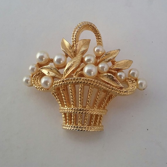 Vintage Flower Basket Brooch, Ben Amun Jewelry, D… - image 6