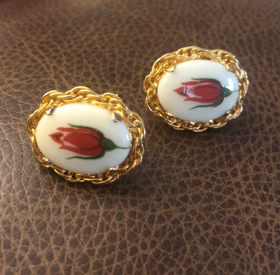 Vintage Victorian Style Rosebud Clip Earrings - image 6