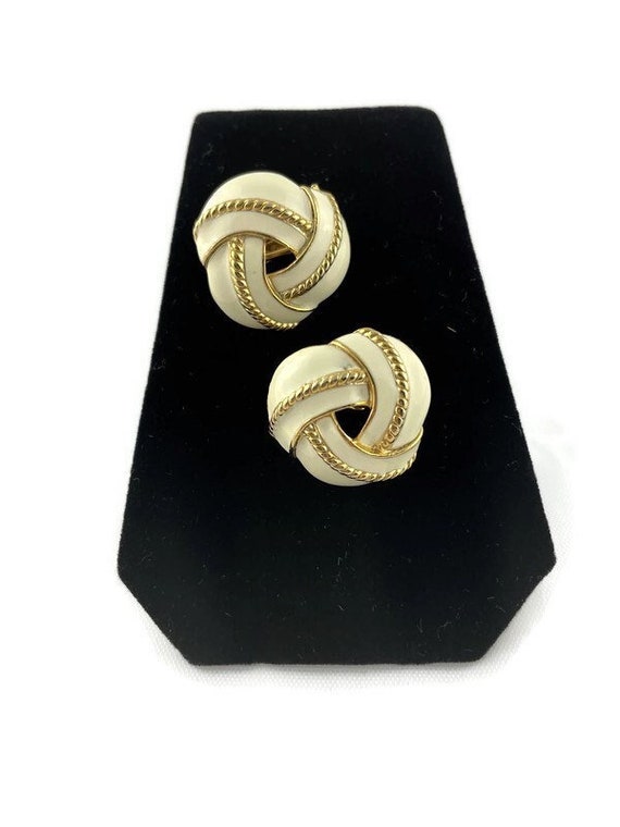 Vintage Off White Enamel Knotted Clip Earrings