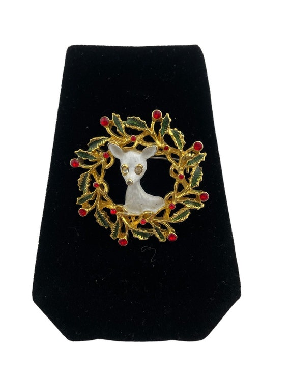 Vintage Wreath Pin, Reindeer Pin, Wreath Brooch, … - image 1