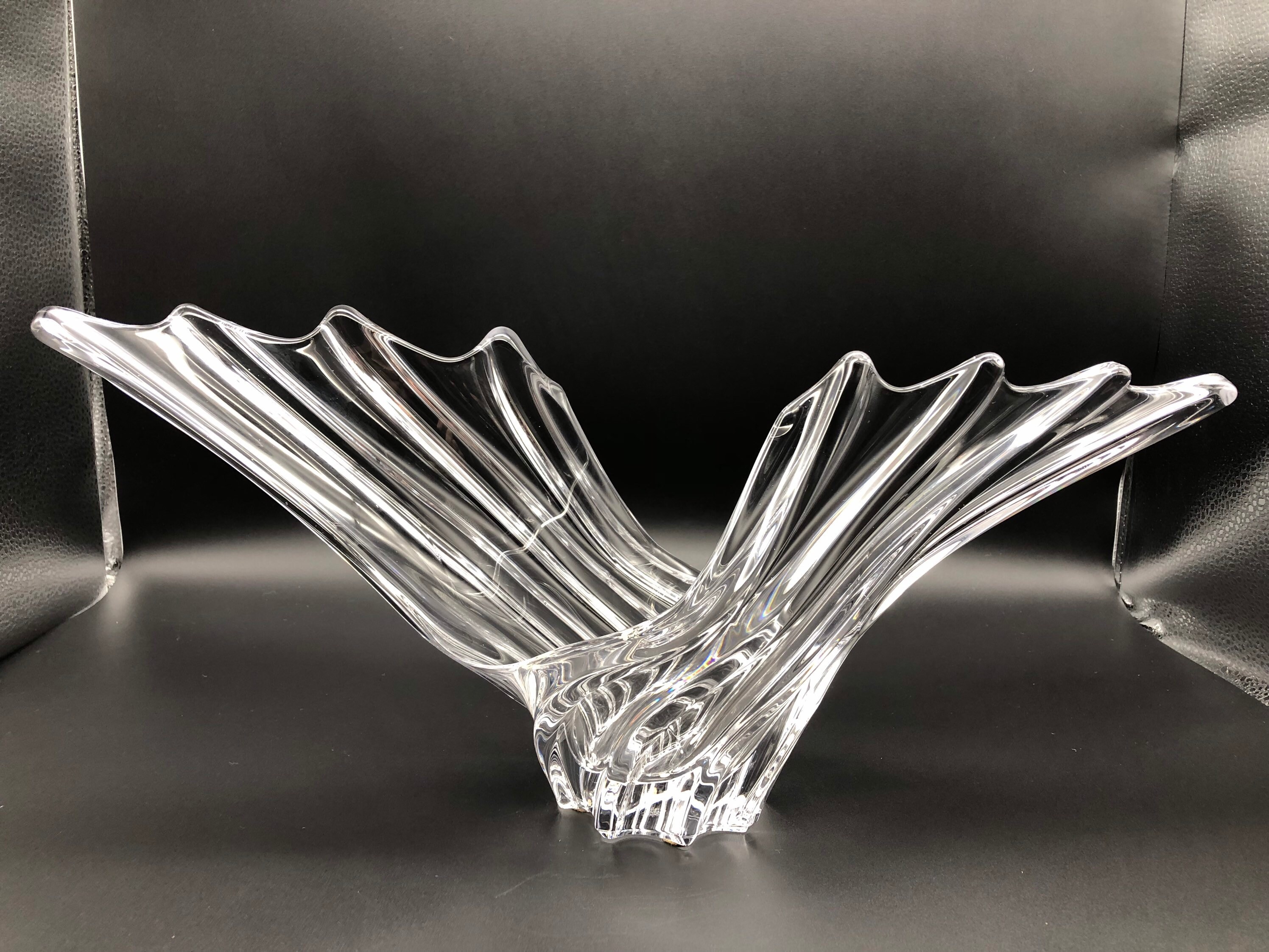 Art Vannes 1950's Beautiful Unique Crystal Clear Glass Cross