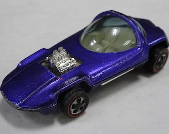 Hot Wheels Redline 1967 Ford J-car, Red, USA Base, Original