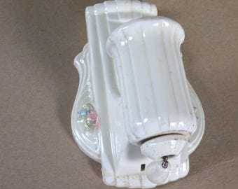 Antique 1930's Vintage Art Deco Porcelain Single Wall Mount Sconce Bulb Light Fixture