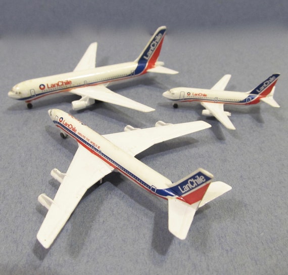 diecast airplanes