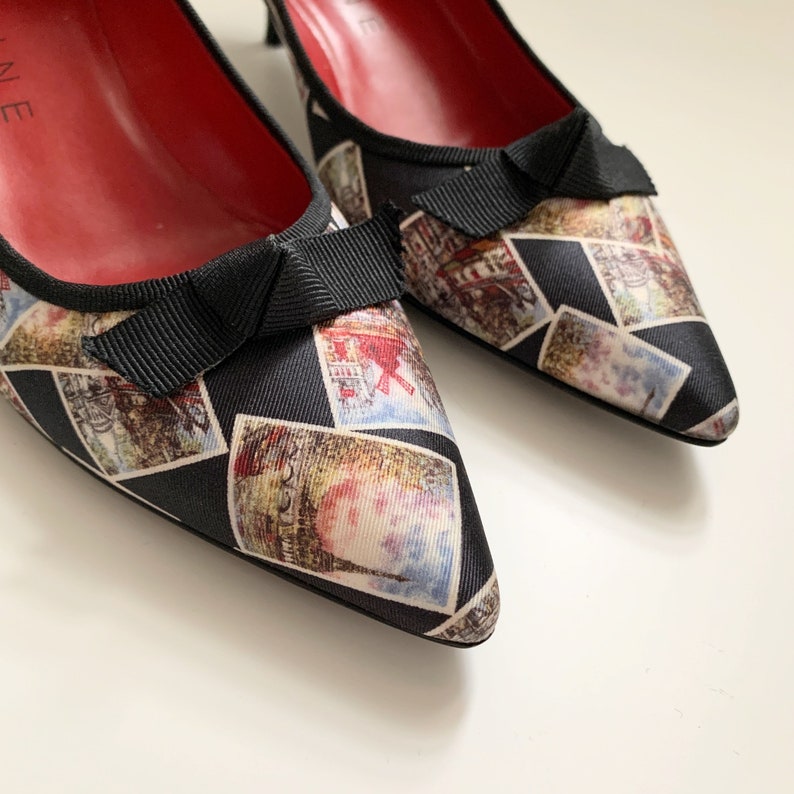 CELINE Landscape print ribbon pumps image 5