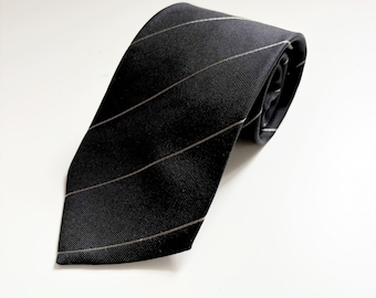Yohji Yamamoto POUR HOMME Striped tie
