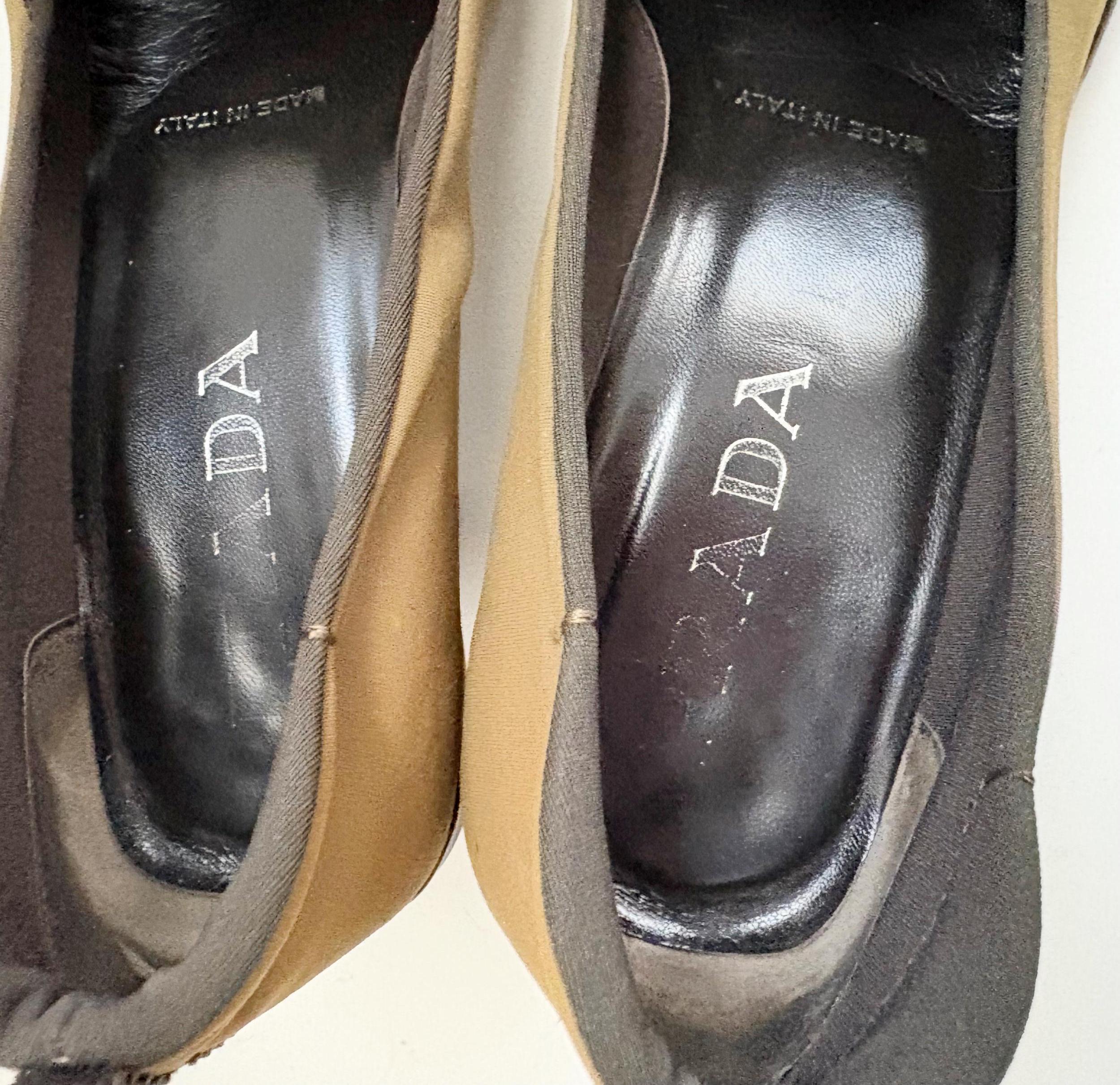 靴 Archive PRADA Olive Pumps lButton 36 PRADA Archive Vintage Bicolor Pumps - Etsy