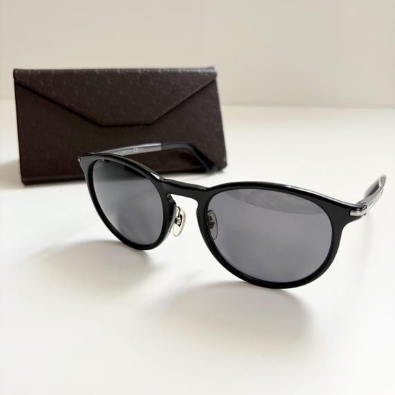 Gucci Vintage Gucci Logo Black Sunglasses Eyewear - Etsy display picture 1