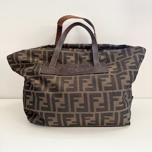 FENDI フェンディ　バッグ　ハンドバッグ　ミニトートバッグ　ヴィンテージ FENDI フェンディ ミニトートバッグ ロゴ ヴィンテージ ナイロン